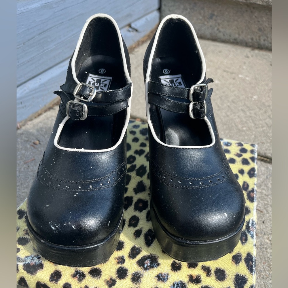 T.U.K Black Mary Jane Heels with White Trim - Picture 2 of 6